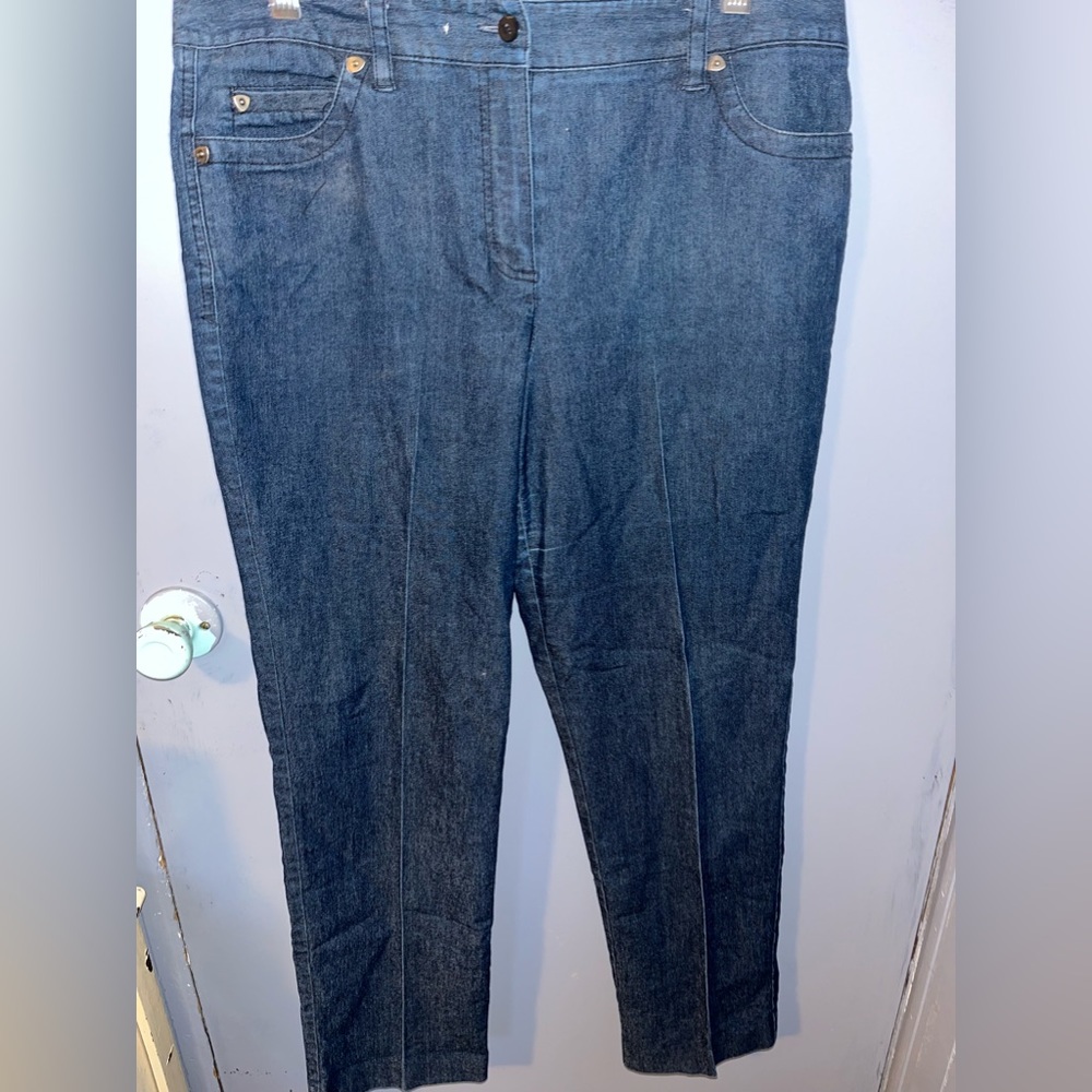 Larry Levine Stretch Jeans. Size 12. Dark Denim